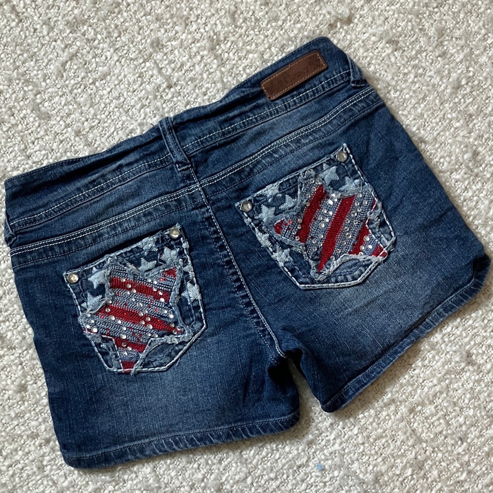 🇺🇸 NWOT WALLFLOWER WOMENS SIZE 3 PATRIOTIC DENIM SHORTS